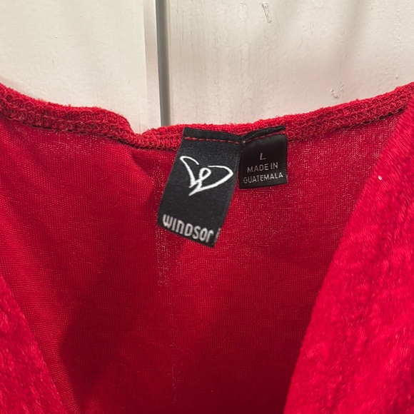 Elegant Red Dress - Picture 2 of 3